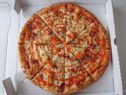 Papa Johns Buffalo Chicken and Bacon Pizza Review