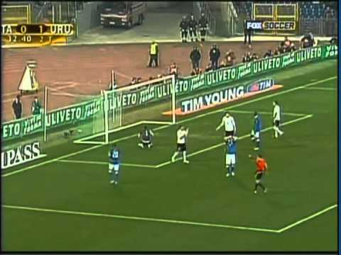 2011 (November 15) Italy 0-Uruguay 1 (Friendly).mpg