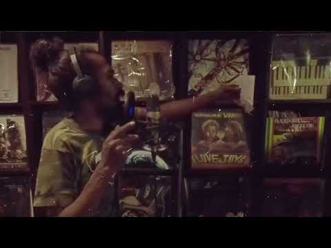 MR. WILLIAMZ (RED-I SOUND DUBPLATE PRESSURE MIX)