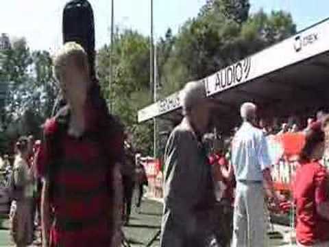 Praise - nog wat gepingel na de dienst