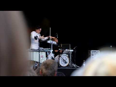 Detektivbyrån Live @ Kungstorget GBG - Martin Molin on Theremin