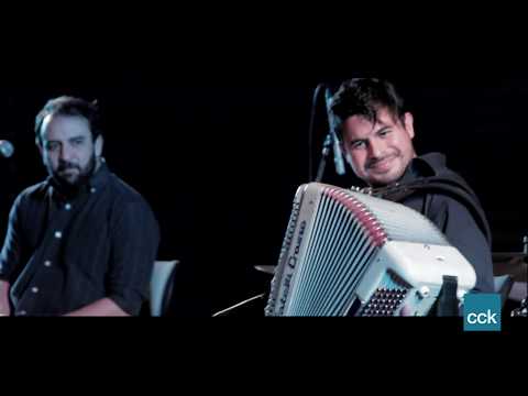 Atardeciendo Amaneceres - Serenata hasta tu casa en vivo en el CCK.