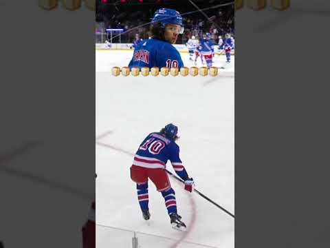 Homem-pão na padaria 🍞 (via nyrangersofficial) #shorts