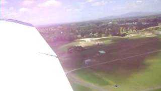 preview picture of video 'Flying around Hamilton City with the Piper Cherokee Archer'