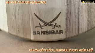 Máy Laser co2 cnc khắc logo cho thớt gỗ