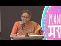 Prajakta Mali Get Emotional प्राजक्ता माळी काव्य संग्र
