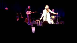 Walking on fire - Anna Faroe