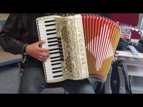 Klangprobe Akkordeon Brandoni Mod. 75