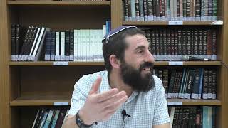 עקידת יצחק לאומית | הרב צחי עטייה | לחיות את הגאולה[3] (ישיבת אפיקי דעת שדרות) - התמונה מוצגת ישירות מתוך אתר האינטרנט יוטיוב. זכויות היוצרים בתמונה שייכות ליוצרה. קישור קרדיט למקור התוכן נמצא בתוך דף הסרטון