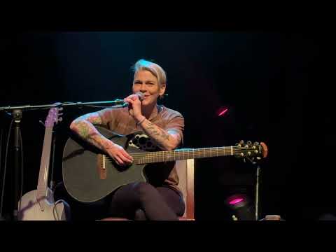 11/13 Kaki King - Cooper’s Investment/Bracelet Banter 😂@Sellersville Theater,Sellersville,PA 4/13/25