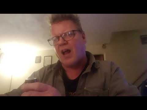 Zippo pipe lighter vs. Bic lighter