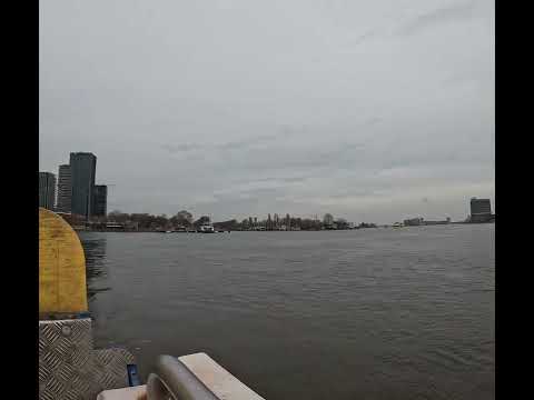 AMSTERDAM 🇳🇱 Dans le ferry entre la rive nord et Centraal station