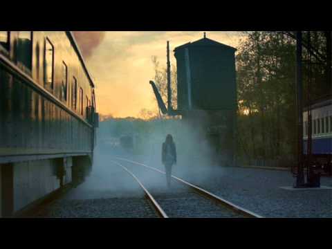 George Charatzoglou - O Tropos pou koitazeis ta Trena(The Way you look at Trains)