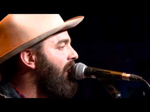 Drew Holcomb and The Neighbors - “Tight Rope” (eTown webisode #784)