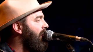 Drew Holcomb and The Neighbors - “Tight Rope” (eTown webisode #784)