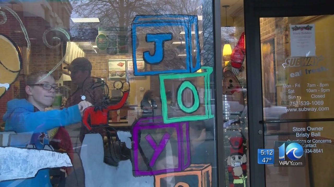 Downtown Suffolk Gets Holiday Makeover