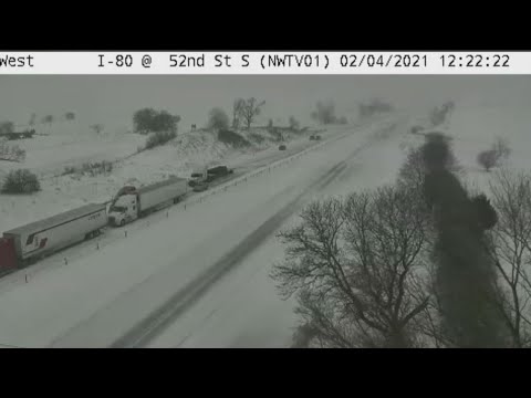 Multi-vehicle crash on I-80 near Newton (Feb. 4, 2021)
