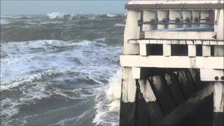 preview picture of video '5 JAN 2012 BELGIAN COAST NIEUWPOORT WESTERSTAKETSEL ZWARE STORM -Video HD'