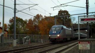 preview picture of video 'Westbrook Railfanning, Amtrak and Shore Line East, 10-30-10'