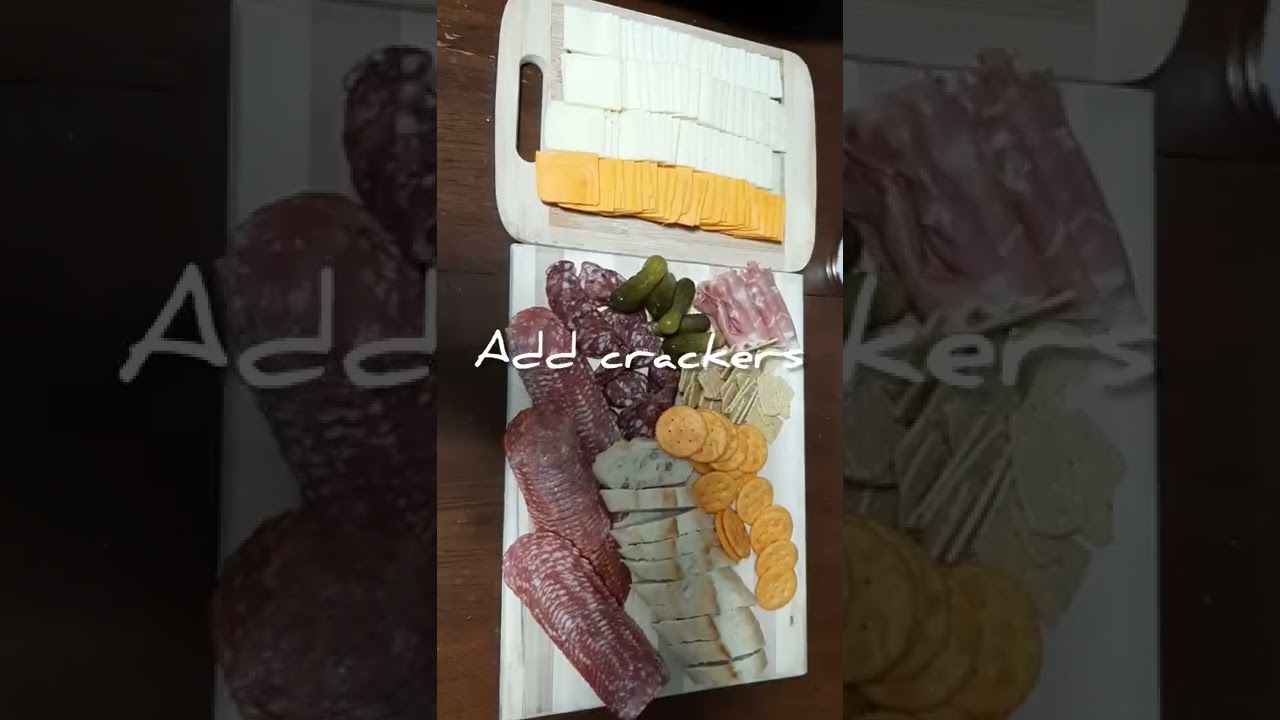 PRE THANKSGIVING FUN - MAKING A EASY CHARCUTERIE BOARD WITH SNACKS