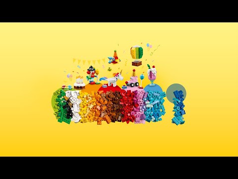 Конструктор LEGO Classic Творча святкова коробка 900 деталей (11029)