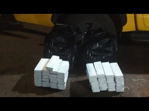 Casal é preso com maconha dentro de ônibus