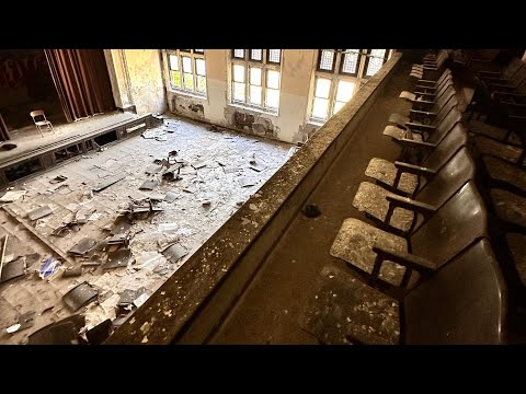ABANDONED COURVILLE ELEMENTARY #DETROIT #EXPLORE #URBANEXPLORE
