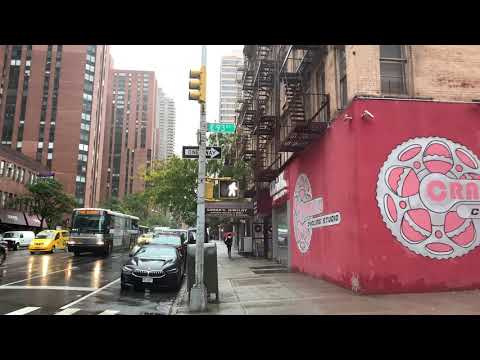 ⁴ᴷ⁶⁰ Early Morning Rain Walk in New York City | City Sounds ASMR