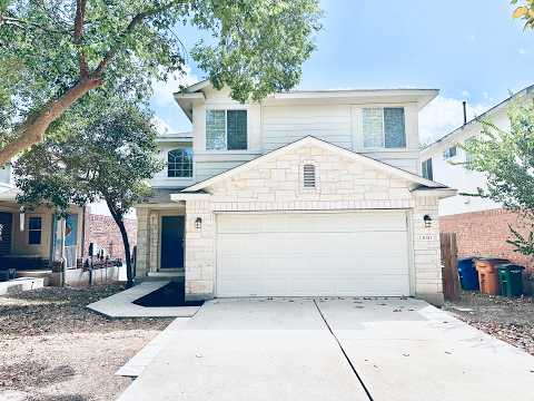 Beautiful 3 Bed 2.5 Bathroom home in South Austin property video