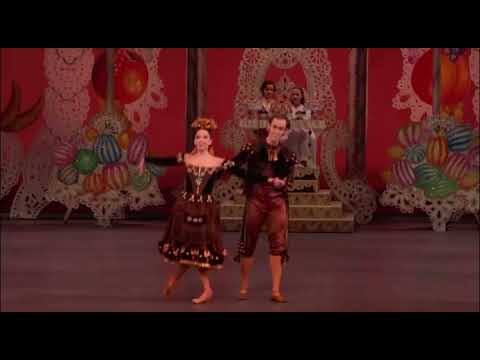 NUTCRACKER - Hot Chocolate (Brittany Pollack & Adrian Danching-Waring - New York City Ballet)