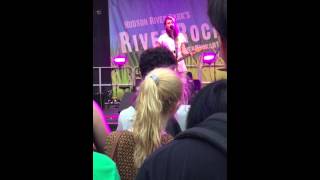 &quot;Raising The Skate&quot; - Speedy Ortiz