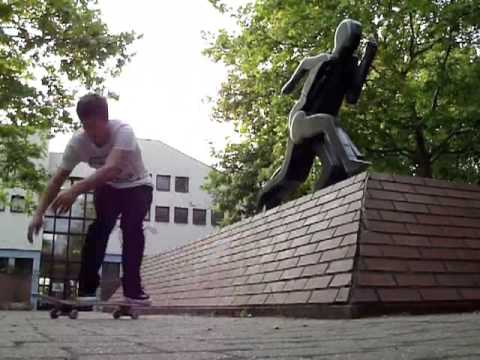 Sam Partaix tailslide EASTPAK ANTIZ Hobo tour