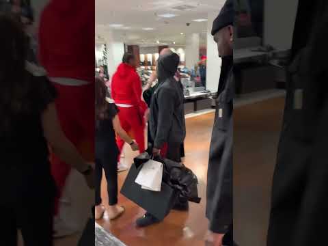 Zillionaire Doe Gets Pressed In The Mall #dallas #shorts