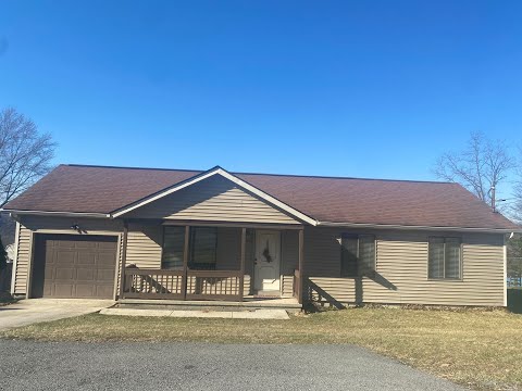 One level Home - 3 Bedroom w/ Garage- Available 08/05! property video