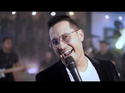 Me sobran las palabras Douglas la voz (en vivo)