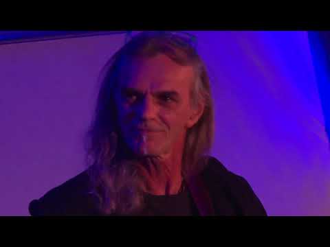 Ian Cussick mit Band in der Oase Bad Segeberg