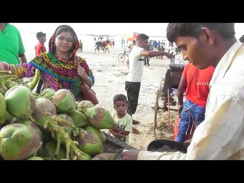 COCONUT WATER in Sea Beach What a Combination | Enjoy Vacation in Digha Bengal l Street Food India Video