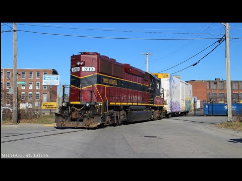 Local freight switching restored railroad spurs - New Bedford, MA - 12/20/2022