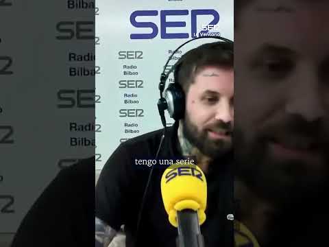 Abel Azcona, el artista que reta a VOX, PP y el Opus Dei a dispararle