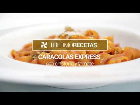 Caracolas express con chistorra y tomate