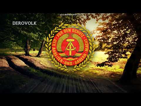 East German NVA Song - 'Marsch der Nationalen Volksarmee'