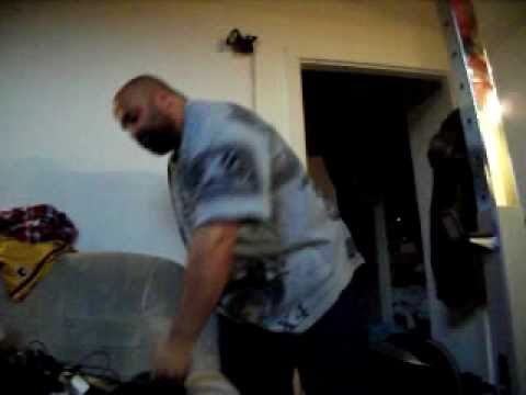 AKO SCHULTER FRONTHEBEN 17 KILO 38 POUNDS X 7 REPS