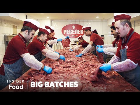 How 1.5 Tonnes Of Döner Kebab Is Made Every Day At This Legendary Kebab Shop In Turkey | Big Batches