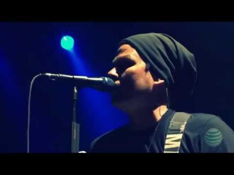 Blink-182 - Ghost On The Dancefloor (Live Las Vegas - Pro Shot HD)