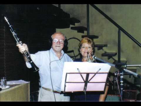 Zoila -klezmer- "Der Rebe hot geheysn"