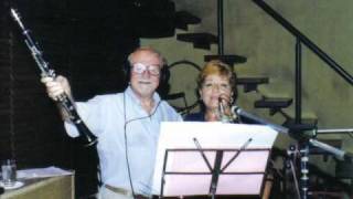 Zoila -klezmer- "Der Rebe hot geheysn"