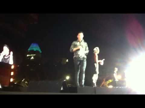 [FANCAM] 130920 F1 - yb's new album + top splashing water t