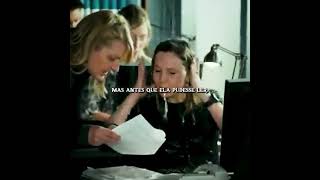 A chuva simplesmente não para de cair na cabeça da mulher #fypシ #filme #cinema #engraçado #chuva