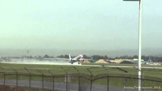 preview picture of video 'American Airlines Rainy Take-off Piarco'