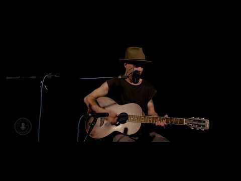 Dennis B. Markheim - Der Song, der dich wieder aufbaut (@Klein und Fein Konzerte)